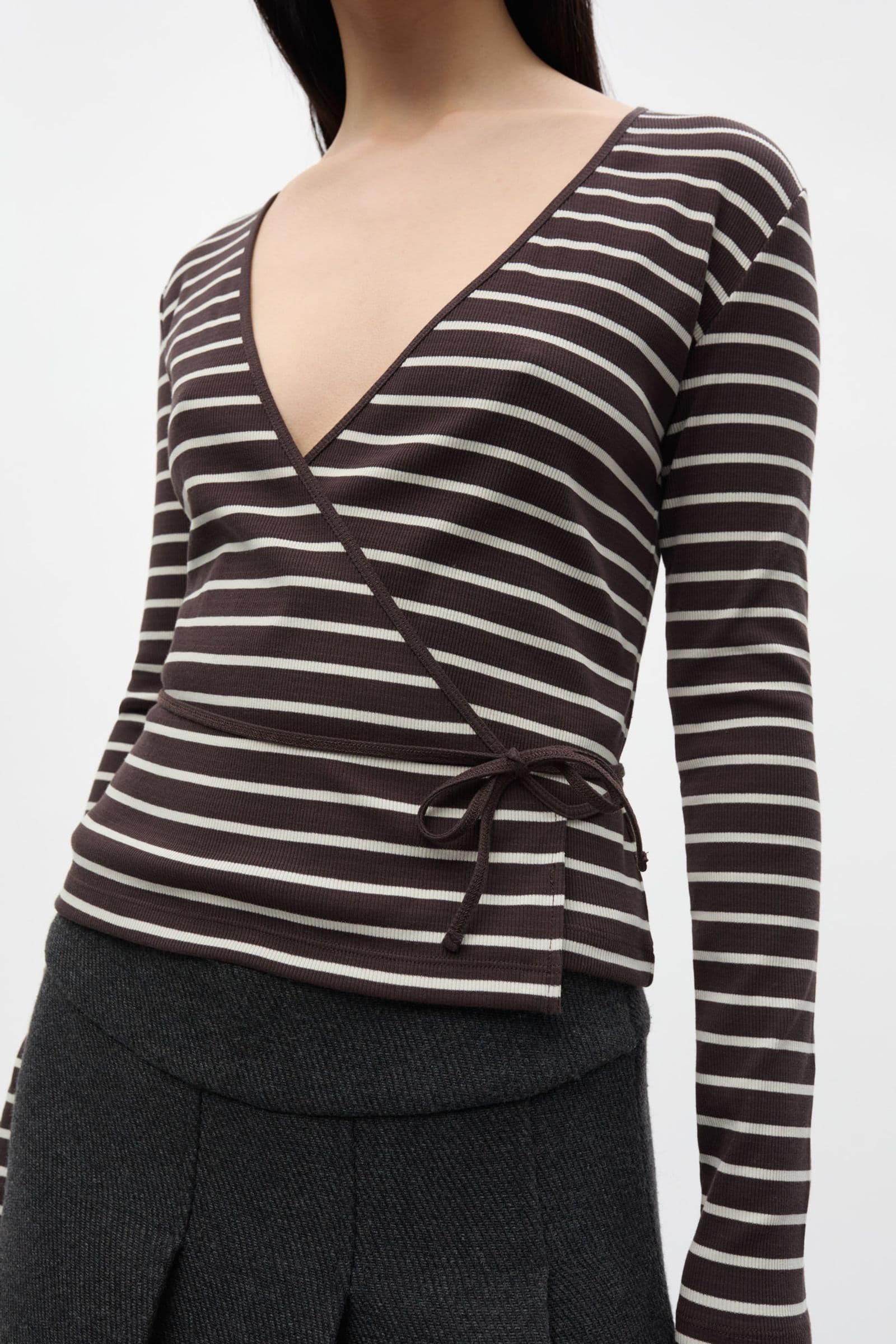 ENALLY LS V-N TEE ST 7262 Moonstruck/Chocolate